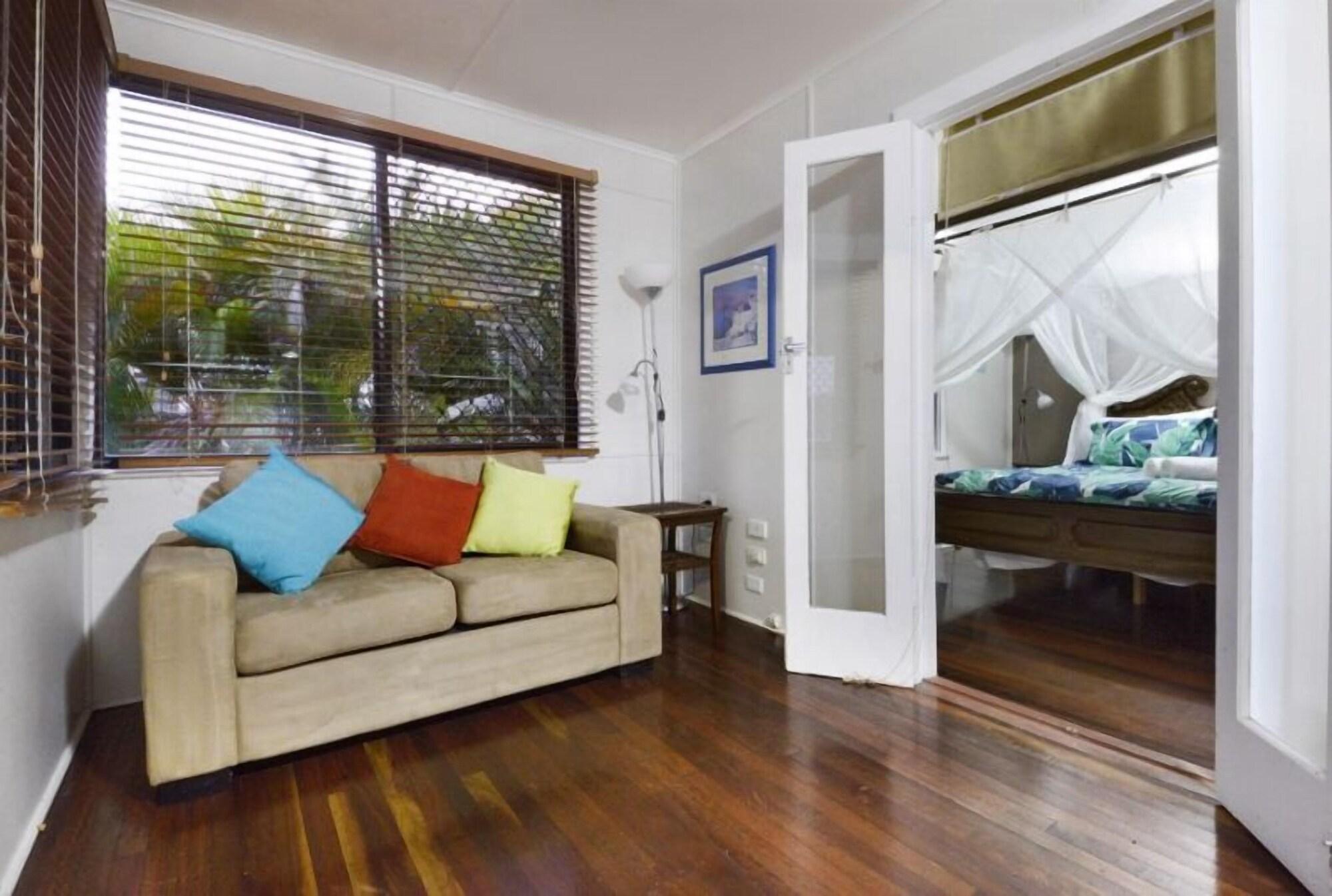 Airlie Guest House Airlie Beach Kültér fotó