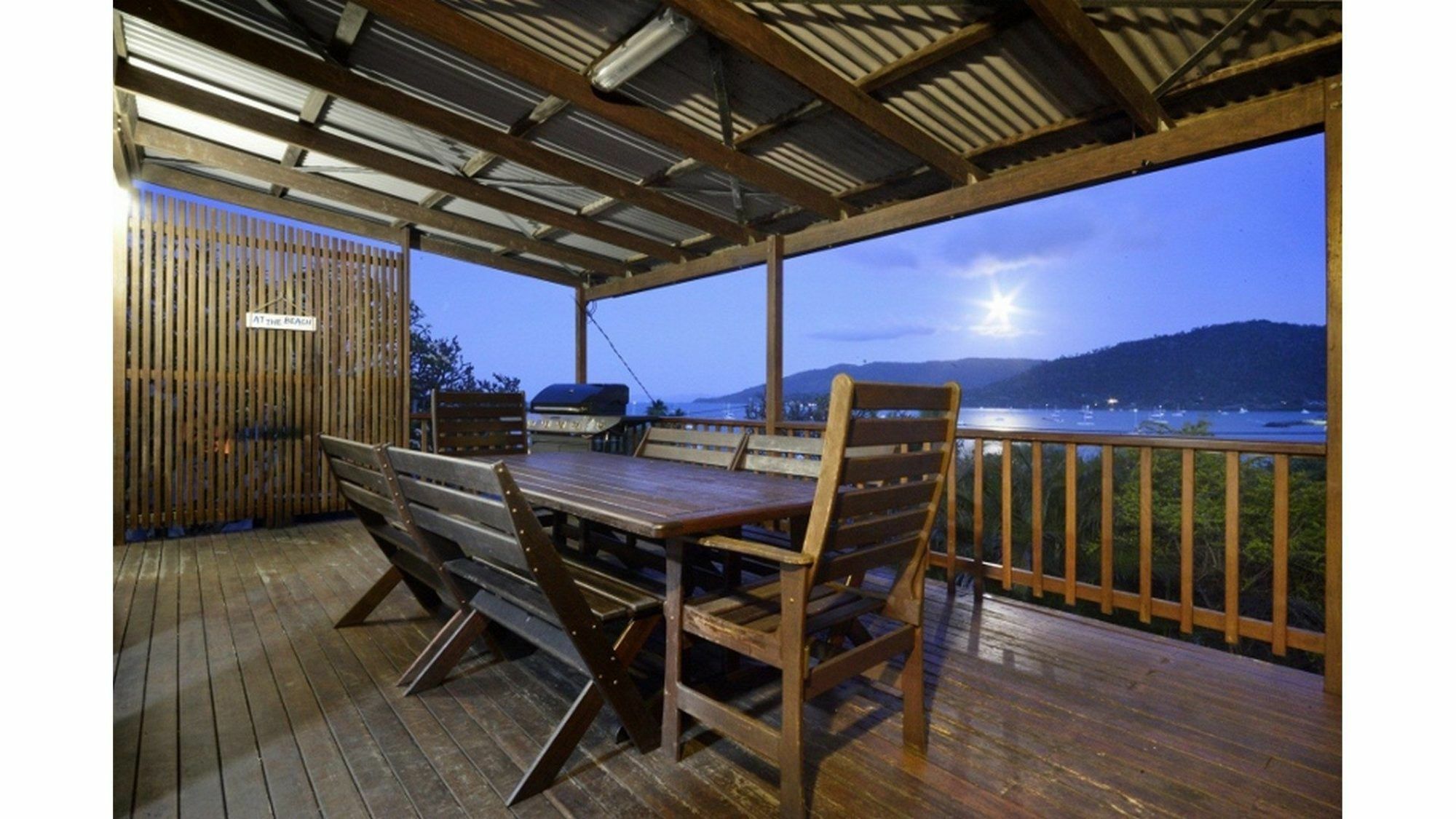 Airlie Guest House Airlie Beach Kültér fotó