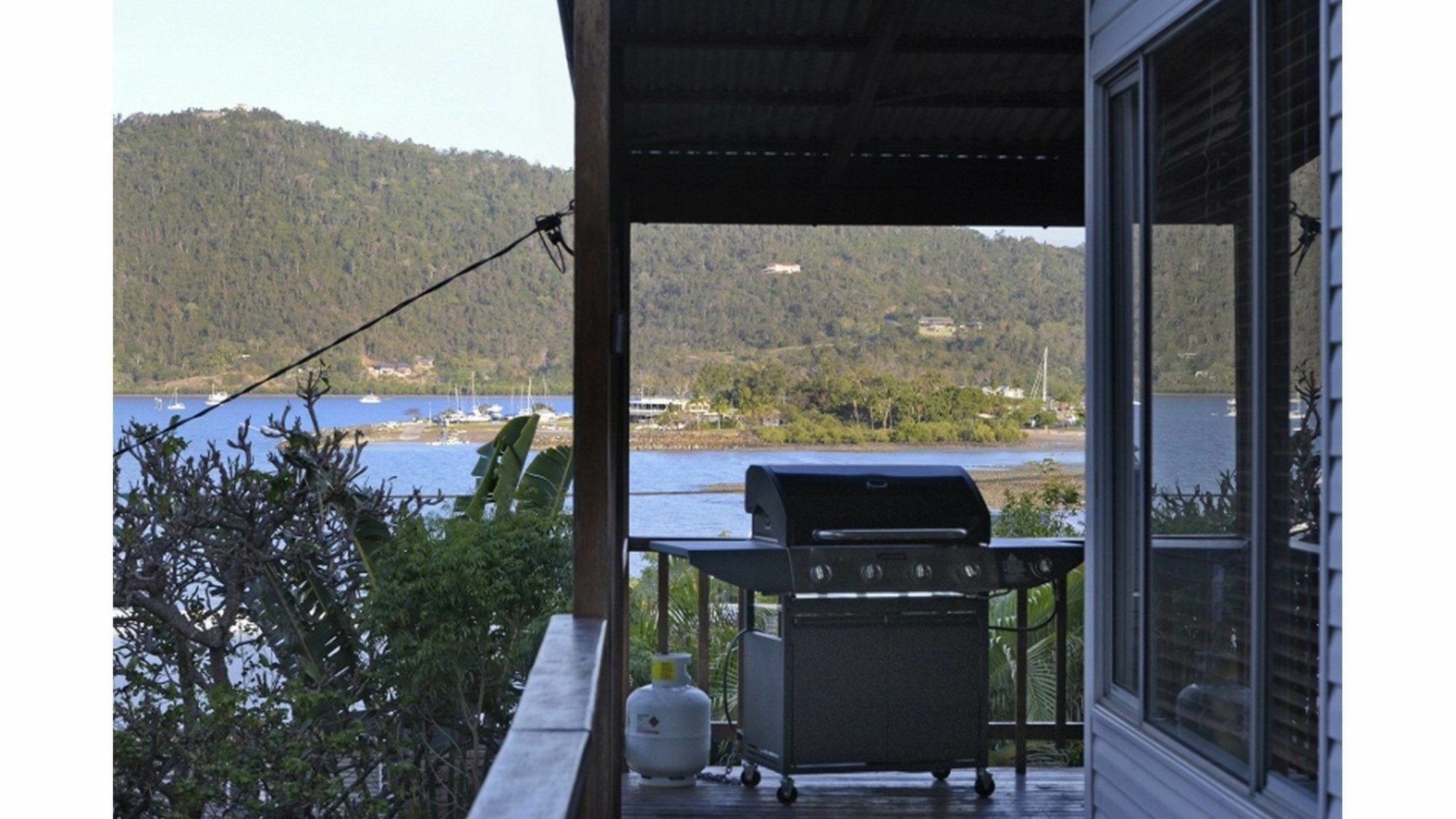 Airlie Guest House Airlie Beach Kültér fotó